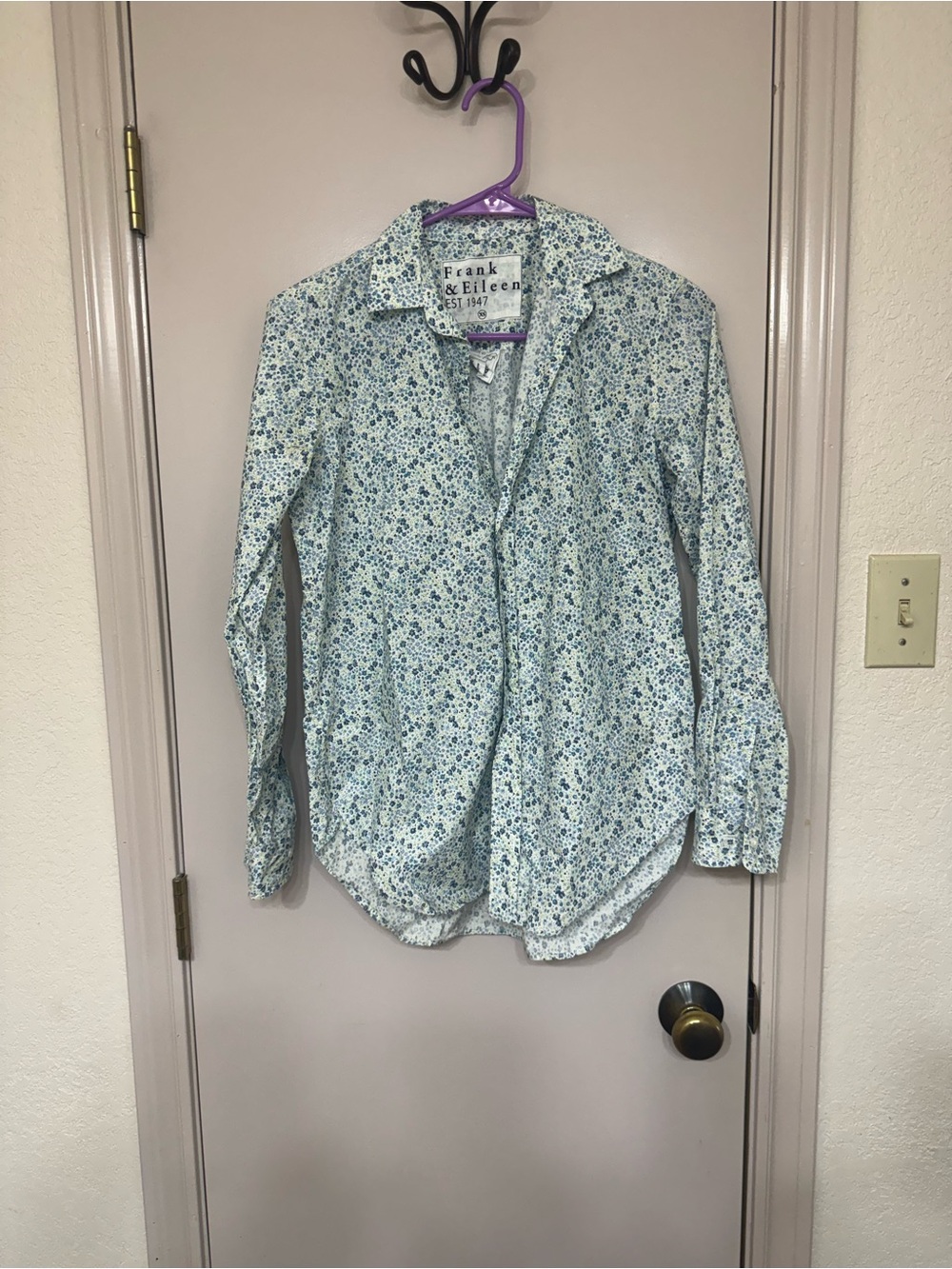 Frank & Eileen Silvio Liberty Wovenwith  Mini Blue Flowers Button Down Shirt - Picture 3 of 5